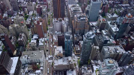 Murray-Hill-and-east-Manhattan-streets-as-seen-from-the-top-of-the-Empire-State-Building-in-New-York-City