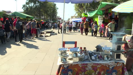Mercado-Mexicano-Durante-La-Celebración-Del-Día-De-Los-Muertos