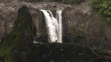 Waterfall-Capture-in-the-Hawaiian-Islands