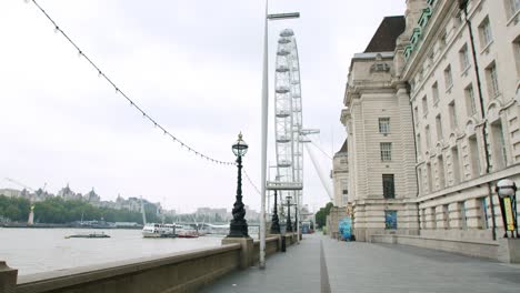 Lockdown-in-London,-deserted-pathway-under-The-London-Eye,-during-the-COVID-19-pandemic-2020