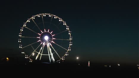 Ferris-wheel-on-the-beach-in-Rimini,-Italy