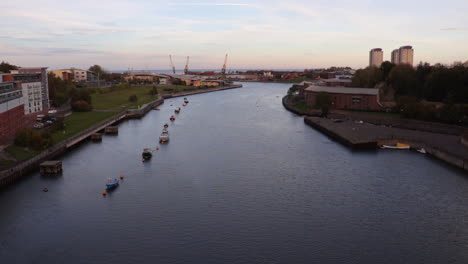 A-shot-of-the-River-Wear-in-Sunderland,-England-from-the-Wear-Bridge