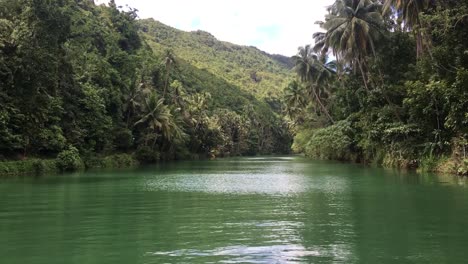Sailing-up-The-Loboc-River,-facing-forwards-in-the-Philippines
