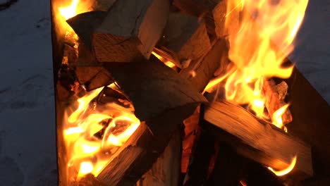 Barbecue-fire-on-a-winter-day