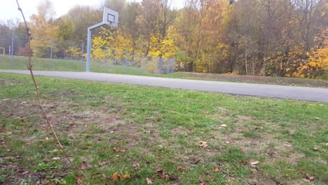Basketballplatz-Im-Freien-Stadt