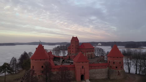 AERIAL:-Slowly-Flying-Up-and-Revealing-Castle-of-Trakai