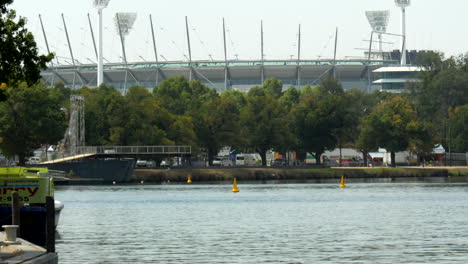 Der-Melbourne-Cricketplatz-Schoss-Vom-Yarra-River