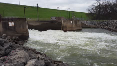 Water-overflow-at-the-LLELA-below-the-Lake-Lewisville-dam