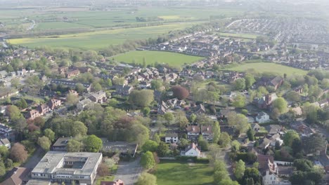 Eine-Luftaufnahme-Englischer-Wohnsiedlungen-In-Merseyside