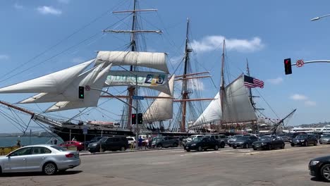 The-busy-streets-of-Harbor-Drive-where-old-historic-ships-are-anchored-down-and-open-for-tours