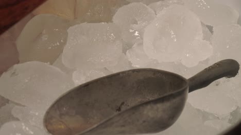 Eisbock-Detailaufnahme,-Eis-Für-Cocktails