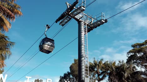Single-Cable-Car-with-a-Clear-Blue-Sky-on-a-Sunny-Day