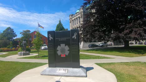 Pan-view-of-the-British-Columbia-Fallen-Paramedics-Memorial-that-commemorates-paramedics-who-have-died-in-the-line-of-duty