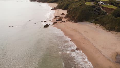 Wexford,-Irland---Luftbild-Von-Ballymoney-Beach