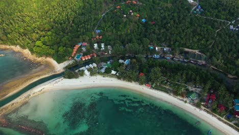 luxury-resorts-on-the-tropical-island