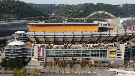Aerial-side-view-of-Heinz-Field,-home-of-Pittsburgh-Steelers-and-Pitt-Panthers