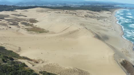 Tottori-Sand-Dunes-in-Japan