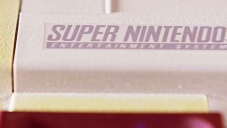 Parte-Superior-De-La-Diapositiva-De-La-Consola-Super-Nintendo-Vintage