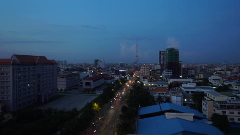 Zeitraffer-Am-Abend-In-Phnom-Penh