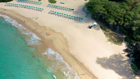 Drone-footage-over-Hapuna-Beach-on-the-big-Island-of-Hawaii