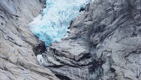 Schmelzender-Gletscher-In-Norwegen