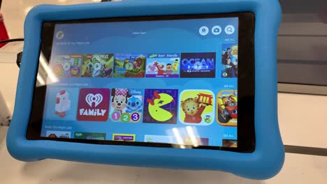 FIRE-HD-8-Kids-Edition-tablet-on-display-for-passing-customers-in-the-electronics-section-of-a-local-Target-store