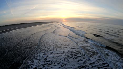 Wonderful-Sunset-at-the-ocean