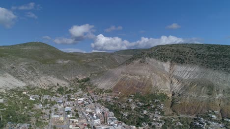Aerial-panning-down-shot-of-Real-de-Catorce,-San-Luis-Potosi-Mexico