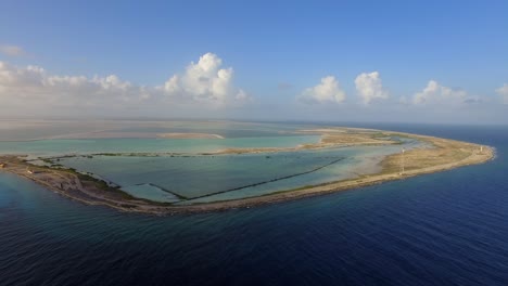 Die-Monumente-Und-Sklavenhütten-Von-Bonaire
