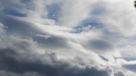 Wolkenzeitraffer,-Sturm,-Stürmisches-Wetter,-Frühlingssaison