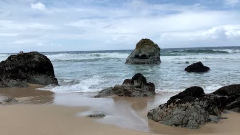 Beautiful-coastal-landscape-and-scenery-of-Garrapata-State-Beach-in-Big-Sur,-California