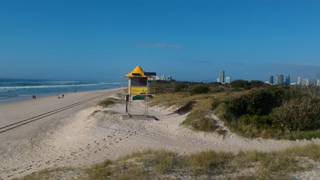 A-surf-lifesaving-tower-on-a-private-beach-close-to-a-major-city