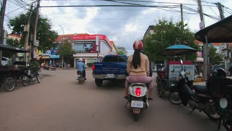Hyperlapse-of-Driving-Around-the-City-Streets-of-Siem-Reap