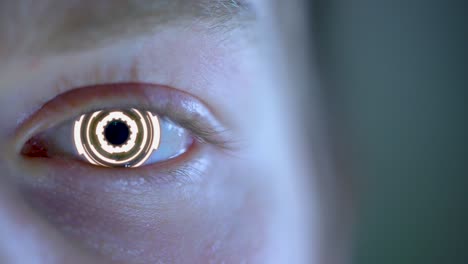 Hellweißes-Cyborg-Auge---Nahaufnahme