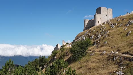 People-on-path-to-Rocca-Calascio-medieval-castle