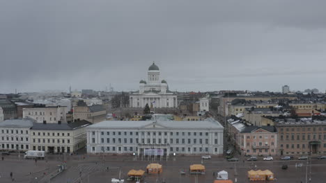 Panoramablick-Auf-Die-Kathedrale-Und-Das-Stadtbild-Von-Helsinki