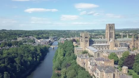 Luftaufnahme-Der-Kathedrale-Von-Durham-Im-Nordosten-Englands