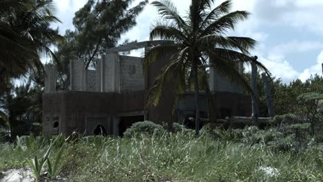 Verlassenes-Mexikanisches-Strandhaus