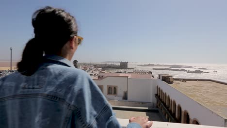 Girl-in-a-terrasse-in-Essaouira