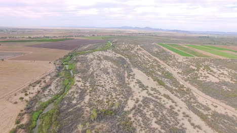 Aerial-footage-along-the-US-Mexico-border-near-Yuma,-AZ