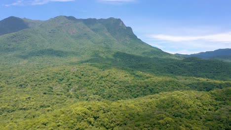 Drone-flying-in-to-a-rainforest-mountains-at-Estrada-Da-Graciosa-and-Serra-Marumbi,-Brazil