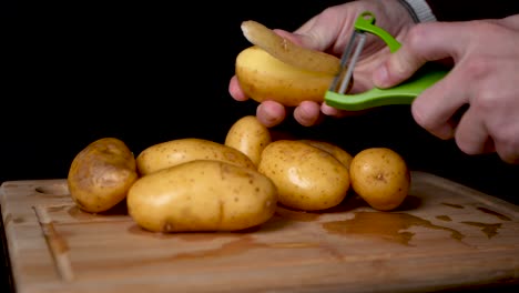 Peeling-the-skin-of-a-potato-in-slow-motion