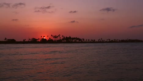 Sunset-from-a-jetty-bar-in-Zanzibar