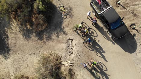 people-watching-a-jump-of-mtb