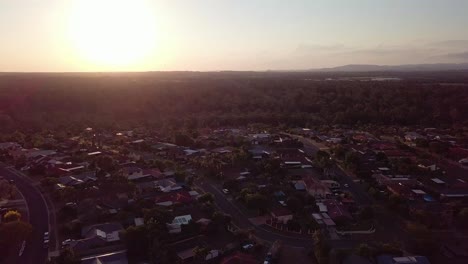 Sunset-over-Australian-suburb-Algester,-Brisbane-city