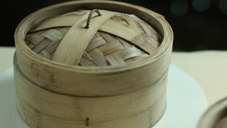 Opening-The-Wooden-Steamers-With-Chinese-Dumplings