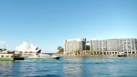 Vista-Circular-De-La-Terminal-De-Ferry,-Lugares-Emblemáticos-De-Sydney-En-Syndey