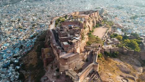 Antenne-Des-Forts-Mehrangarh-In-Jodhpur,-Rajasthan,-Indien