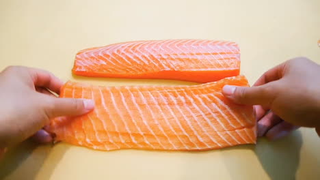 Lachsfilet-Bereit-Für-Sushi-Und-Sashimi