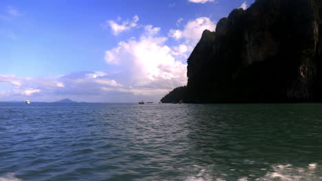 Blick-Auf-Die-Insel-Auf-Dem-Boot-In-Krabi